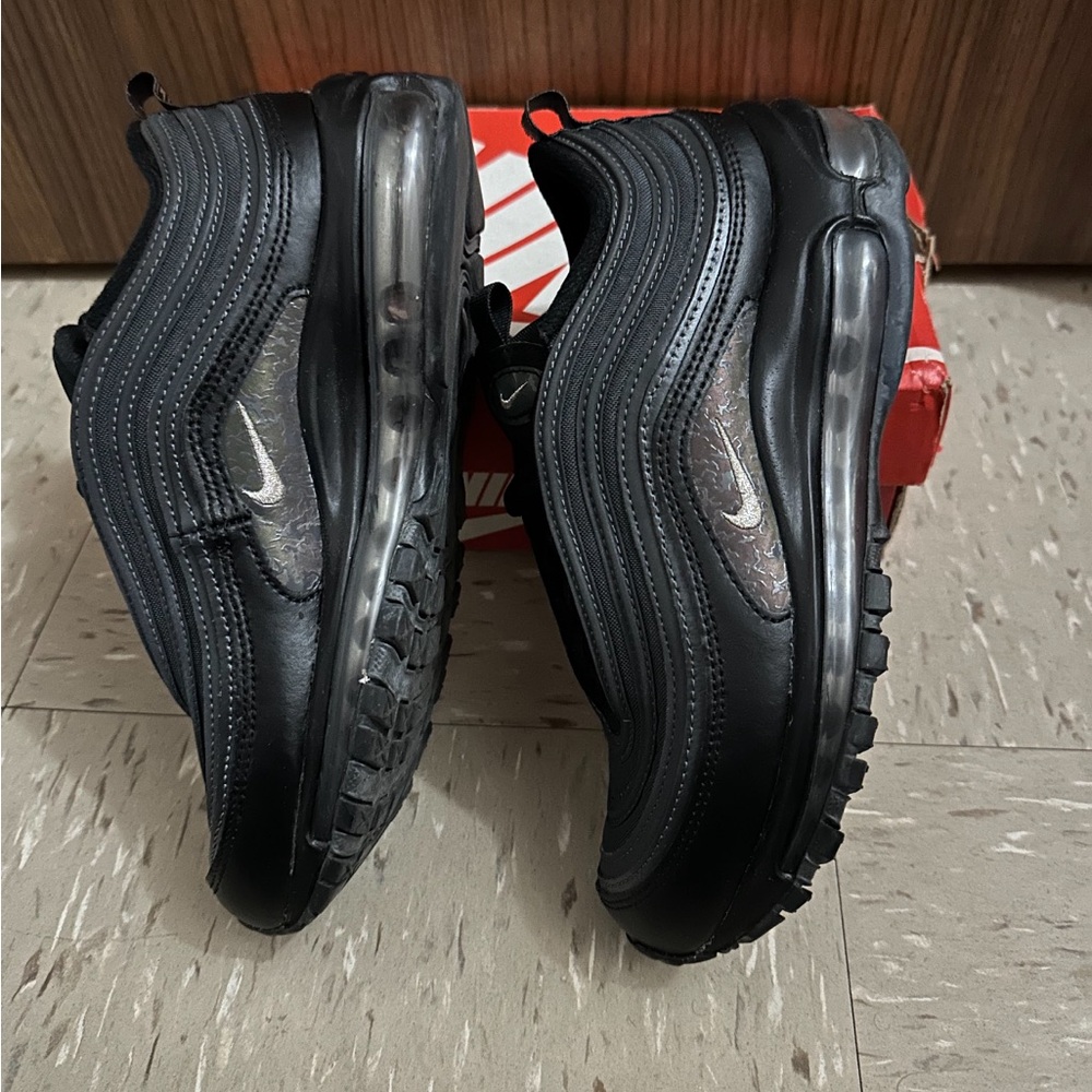 Nike Airmax 97’s. Black size 7.5 women. - Picture 6 of 6